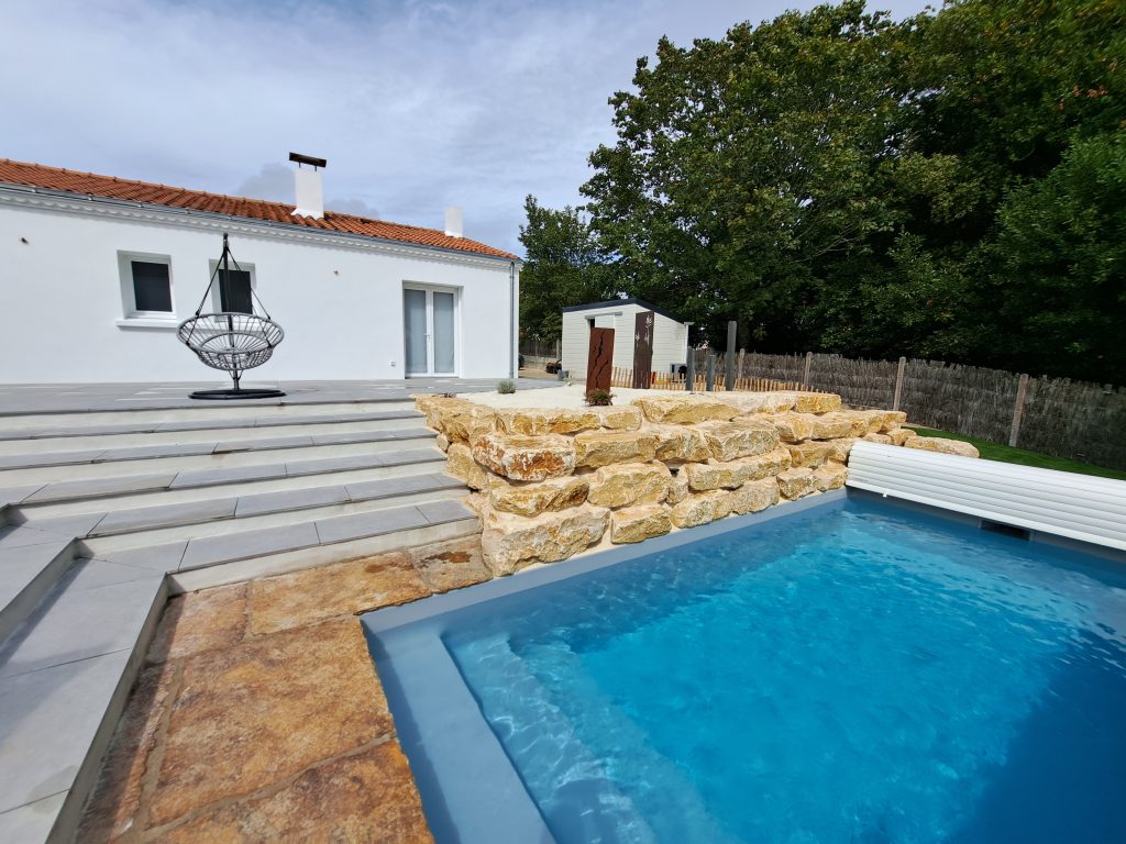 aménagement extérieur à Saint Jean de Monts réalisation Espace Cour