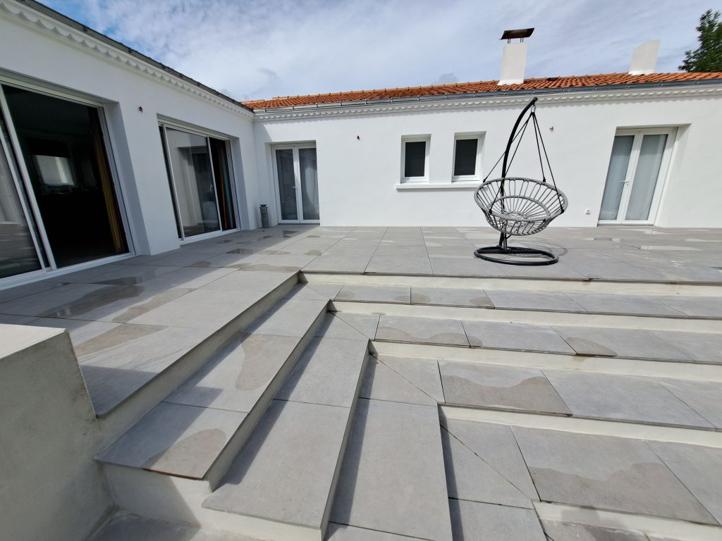 aménagement extérieur à Saint Jean de Monts réalisation Espace Cour