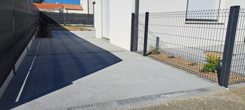 Espace cour - Saint Hilaire de riez - béton drainant porreux